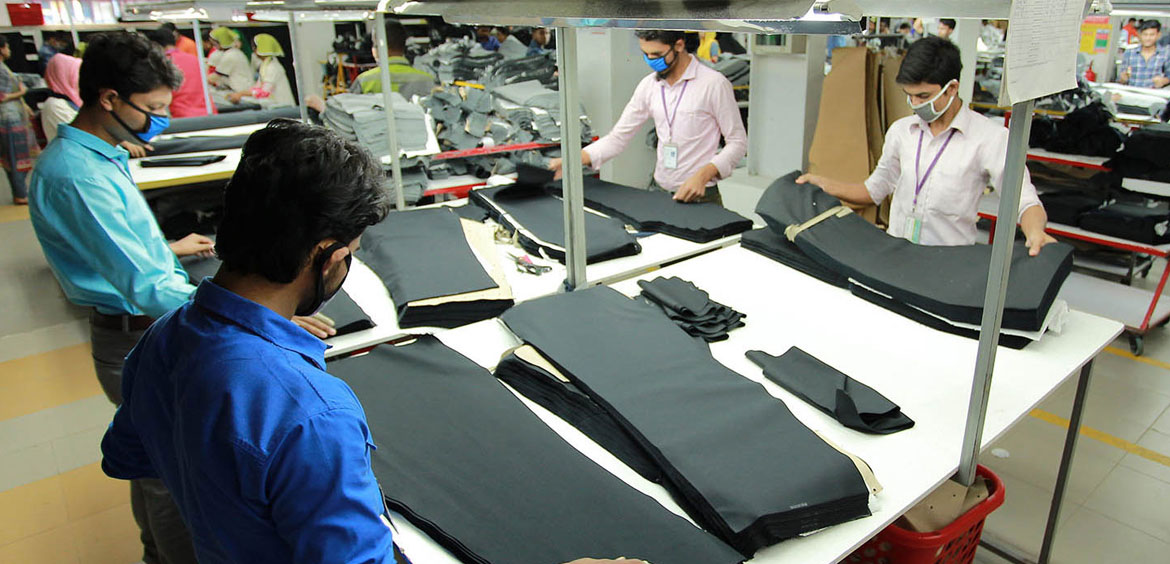 HollyFive International